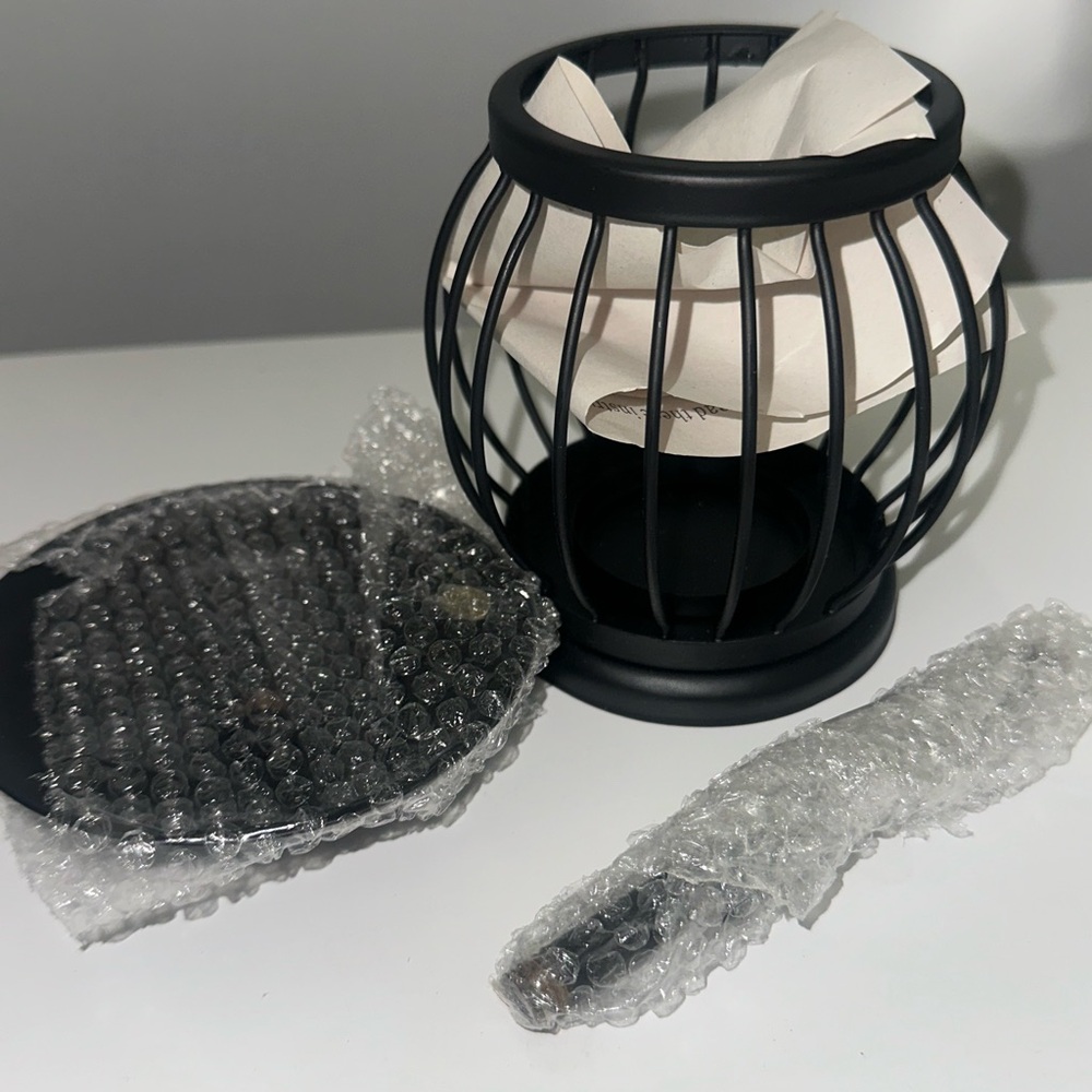 Black Metal Candle Holder